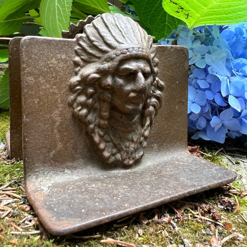 Antique Cast Iron Indigenous American Figurehead Bookends